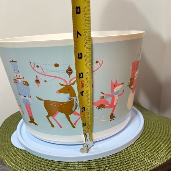 Tupperware Lumina Mega Bowl with Christmas Scene 6.6L NWT - Picture 10 of 13